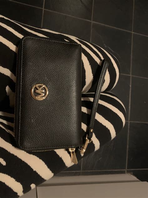 michael kors liten väska